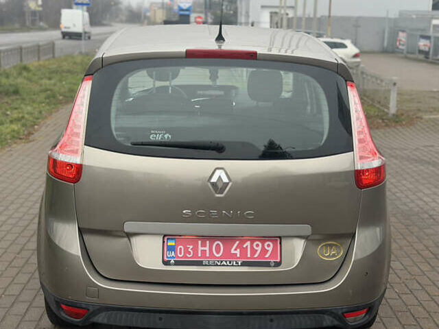 Бежевый Рено Гранд Сценик, объемом двигателя 1.6 л и пробегом 160 тыс. км за 6850 $, фото 6 на Automoto.ua