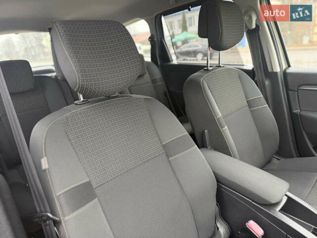 Бежевый Рено Гранд Сценик, объемом двигателя 1.6 л и пробегом 160 тыс. км за 6850 $, фото 52 на Automoto.ua