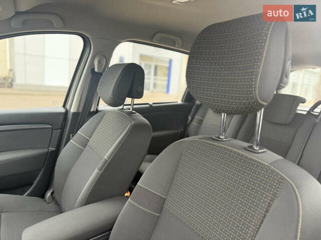 Бежевый Рено Гранд Сценик, объемом двигателя 1.6 л и пробегом 160 тыс. км за 6850 $, фото 26 на Automoto.ua