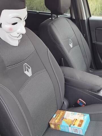 Бежевый Рено Гранд Сценик, объемом двигателя 1.9 л и пробегом 250 тыс. км за 6900 $, фото 7 на Automoto.ua