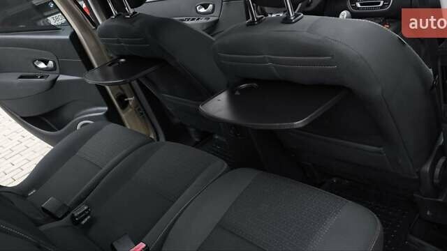 Бежевый Рено Гранд Сценик, объемом двигателя 1.4 л и пробегом 216 тыс. км за 5900 $, фото 28 на Automoto.ua