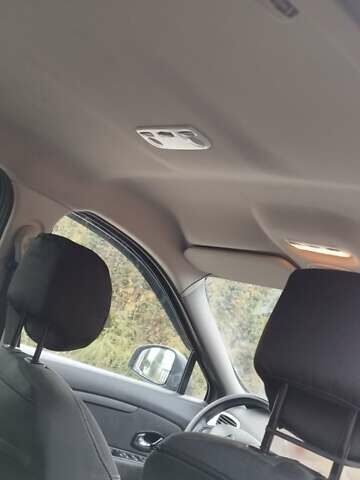 Бежевый Рено Гранд Сценик, объемом двигателя 1.9 л и пробегом 250 тыс. км за 6900 $, фото 1 на Automoto.ua