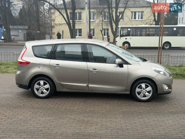 Бежевый Рено Гранд Сценик, объемом двигателя 1.6 л и пробегом 160 тыс. км за 6850 $, фото 8 на Automoto.ua