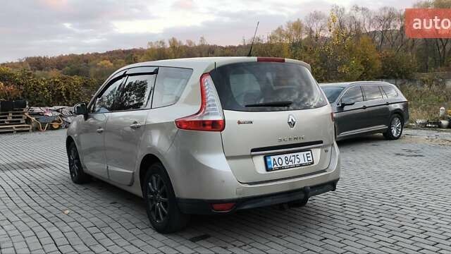 Бежевый Рено Гранд Сценик, объемом двигателя 1.4 л и пробегом 216 тыс. км за 5900 $, фото 3 на Automoto.ua