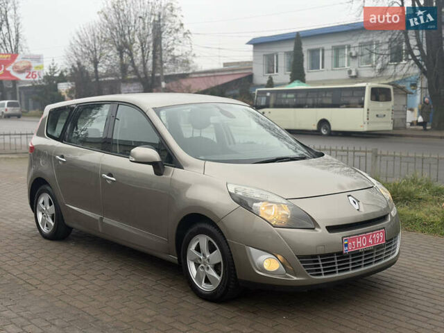 Бежевый Рено Гранд Сценик, объемом двигателя 1.6 л и пробегом 160 тыс. км за 6850 $, фото 10 на Automoto.ua