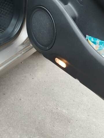 Бежевый Рено Гранд Сценик, объемом двигателя 1.9 л и пробегом 250 тыс. км за 6900 $, фото 10 на Automoto.ua