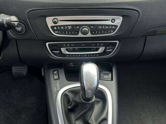 Бежевый Рено Гранд Сценик, объемом двигателя 2 л и пробегом 199 тыс. км за 6290 $, фото 13 на Automoto.ua