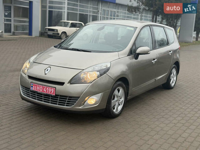 Бежевый Рено Гранд Сценик, объемом двигателя 1.6 л и пробегом 160 тыс. км за 6850 $, фото 2 на Automoto.ua