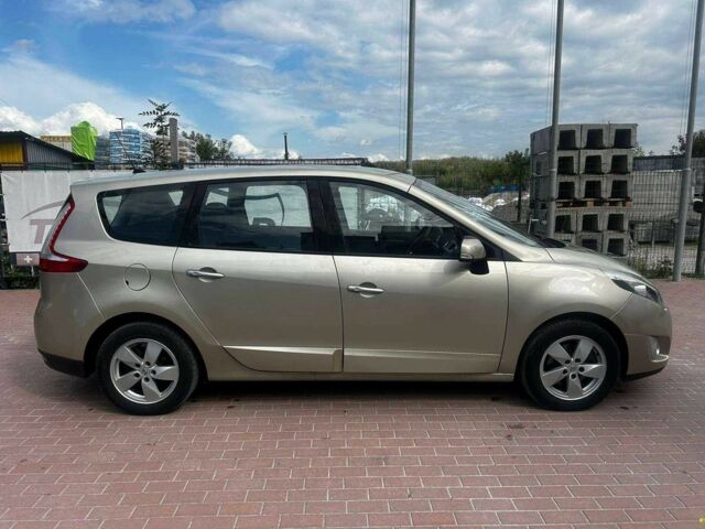 Бежевый Рено Гранд Сценик, объемом двигателя 2 л и пробегом 199 тыс. км за 6290 $, фото 3 на Automoto.ua