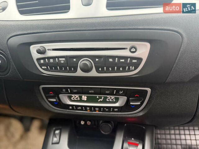 Бежевый Рено Гранд Сценик, объемом двигателя 1.6 л и пробегом 160 тыс. км за 6850 $, фото 55 на Automoto.ua