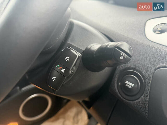 Бежевый Рено Гранд Сценик, объемом двигателя 1.6 л и пробегом 160 тыс. км за 6850 $, фото 57 на Automoto.ua