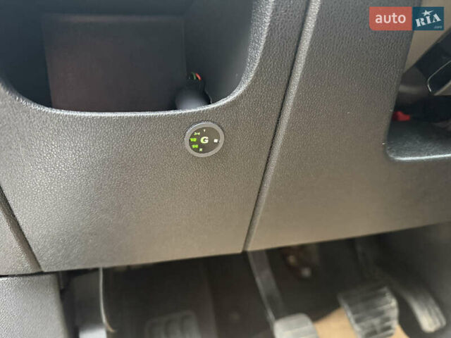 Бежевый Рено Гранд Сценик, объемом двигателя 1.6 л и пробегом 160 тыс. км за 6850 $, фото 59 на Automoto.ua