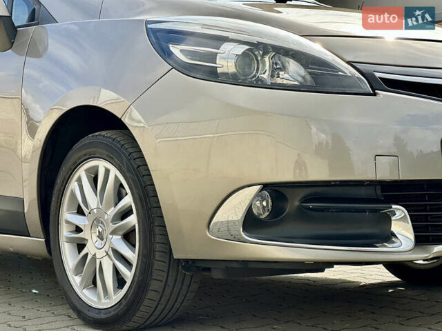 Бежевый Рено Гранд Сценик, объемом двигателя 1.5 л и пробегом 186 тыс. км за 9450 $, фото 39 на Automoto.ua