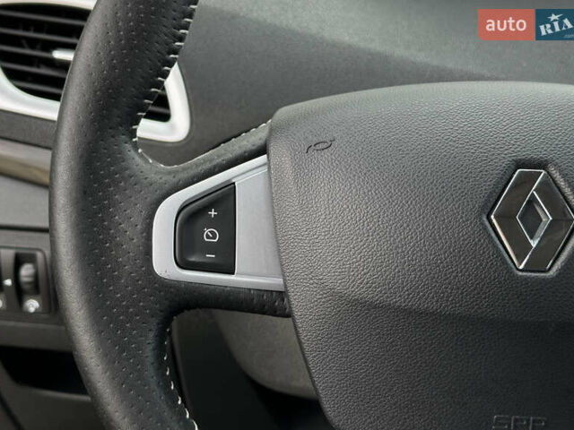 Бежевый Рено Гранд Сценик, объемом двигателя 1.5 л и пробегом 186 тыс. км за 9450 $, фото 58 на Automoto.ua