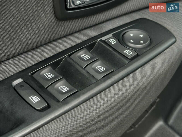 Бежевый Рено Гранд Сценик, объемом двигателя 1.5 л и пробегом 186 тыс. км за 9450 $, фото 52 на Automoto.ua