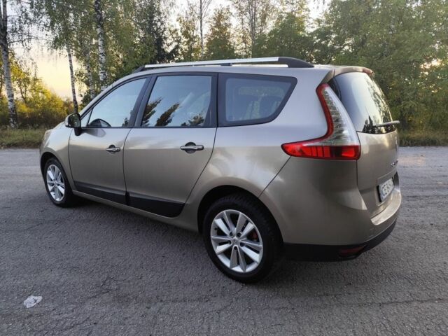 Бежевый Рено Гранд Сценик, объемом двигателя 1.5 л и пробегом 275 тыс. км за 7750 $, фото 4 на Automoto.ua