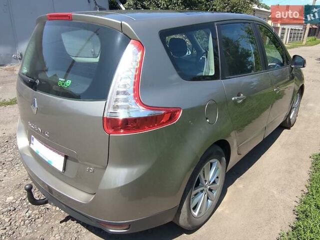 Бежевый Рено Гранд Сценик, объемом двигателя 1.5 л и пробегом 223 тыс. км за 9350 $, фото 2 на Automoto.ua