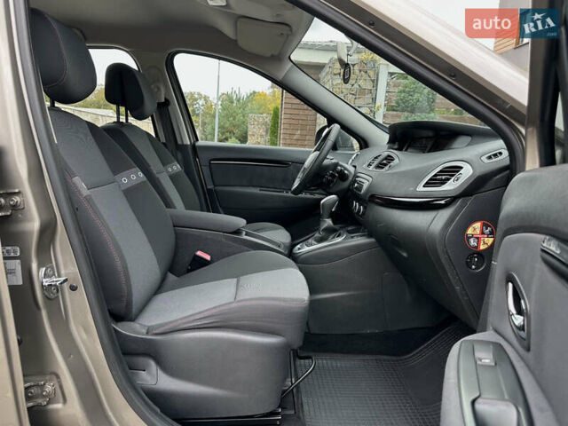 Бежевый Рено Гранд Сценик, объемом двигателя 1.5 л и пробегом 186 тыс. км за 9450 $, фото 86 на Automoto.ua