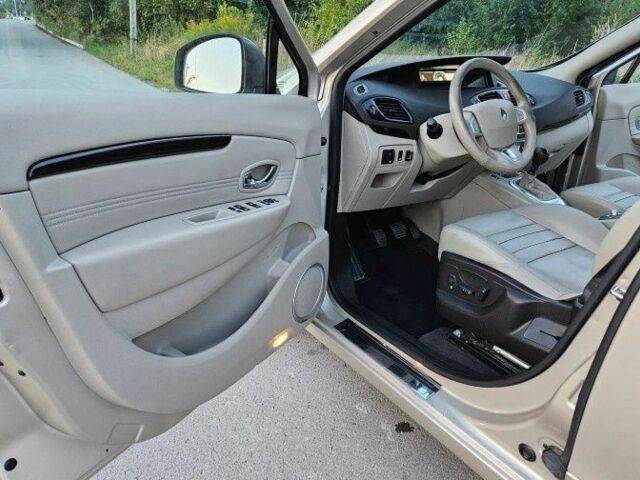 Бежевый Рено Гранд Сценик, объемом двигателя 2 л и пробегом 187 тыс. км за 7100 $, фото 14 на Automoto.ua