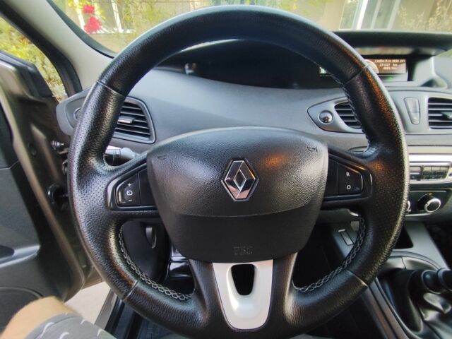 Бежевый Рено Гранд Сценик, объемом двигателя 1.5 л и пробегом 275 тыс. км за 7750 $, фото 10 на Automoto.ua