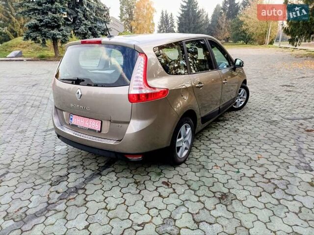 Бежевый Рено Гранд Сценик, объемом двигателя 1.5 л и пробегом 228 тыс. км за 8999 $, фото 11 на Automoto.ua