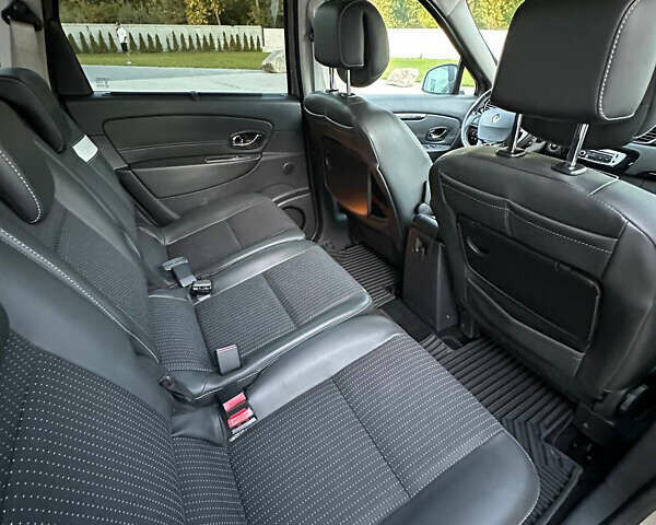 Рено Гранд Сценик 2013 в Луцке на Automoto.ua Бежевый Рено Гранд Сценик, объемом двигателя 1.46 л и пробегом 253 тыс. км за 8399 $, фото 10 на Automoto.ua