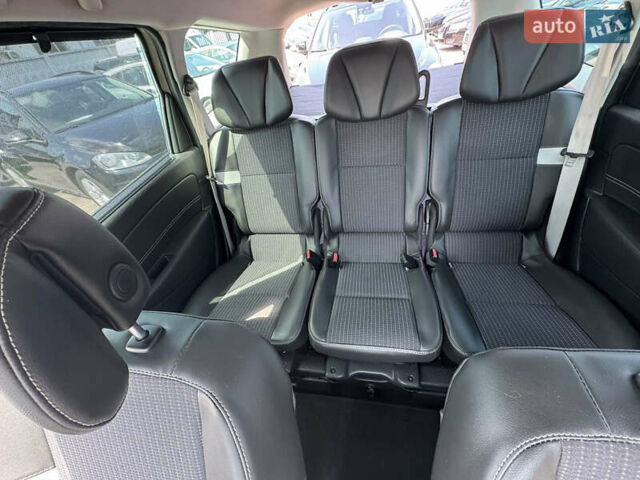 Бежевый Рено Гранд Сценик, объемом двигателя 2 л и пробегом 241 тыс. км за 13000 $, фото 33 на Automoto.ua