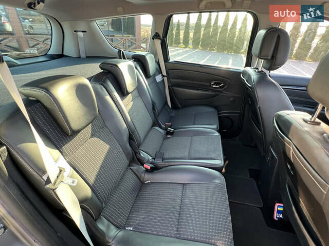 Бежевый Рено Гранд Сценик, объемом двигателя 1.6 л и пробегом 171 тыс. км за 10200 $, фото 24 на Automoto.ua