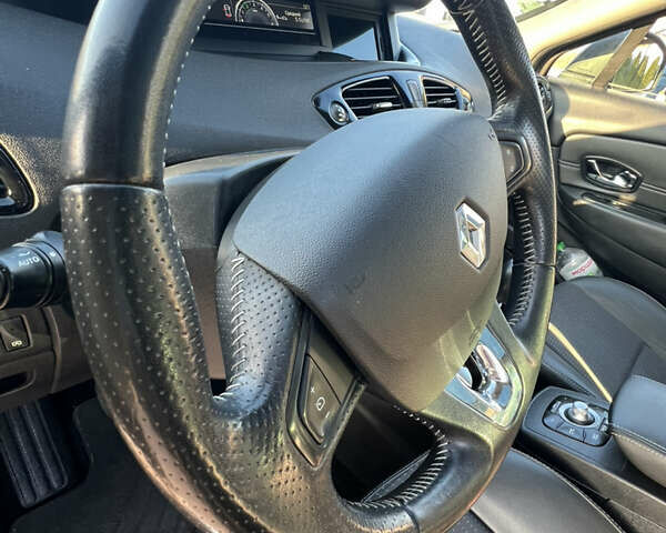 Бежевый Рено Гранд Сценик, объемом двигателя 1.6 л и пробегом 171 тыс. км за 10200 $, фото 15 на Automoto.ua