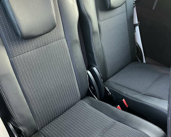 Бежевый Рено Гранд Сценик, объемом двигателя 1.6 л и пробегом 171 тыс. км за 10200 $, фото 43 на Automoto.ua