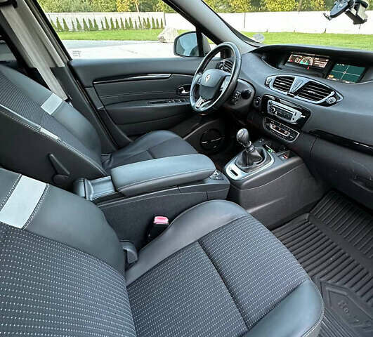 Рено Гранд Сценик 2013 в Луцке на Automoto.ua Бежевый Рено Гранд Сценик, объемом двигателя 1.46 л и пробегом 253 тыс. км за 8399 $, фото 13 на Automoto.ua