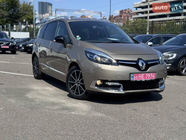Бежевый Рено Гранд Сценик, объемом двигателя 2 л и пробегом 241 тыс. км за 13000 $, фото 12 на Automoto.ua