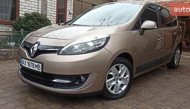 Бежевий Рено Гранд Сценік, об'ємом двигуна 1.5 л та пробігом 230 тис. км за 9300 $, фото 6 на Automoto.ua