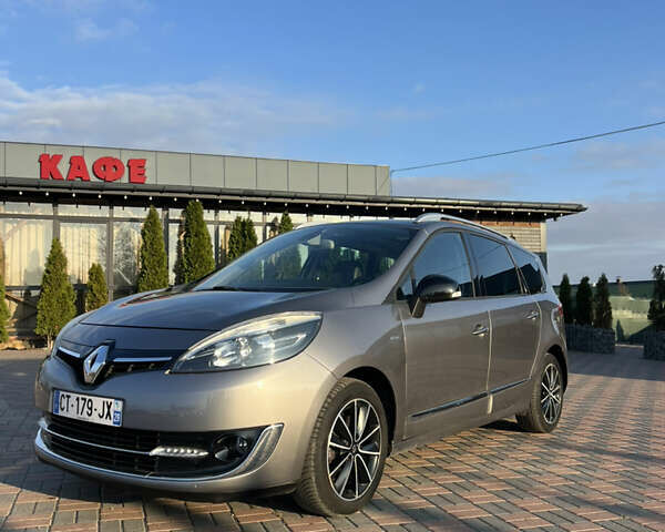 Бежевый Рено Гранд Сценик, объемом двигателя 1.6 л и пробегом 171 тыс. км за 10200 $, фото 12 на Automoto.ua