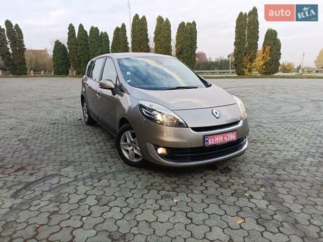 Бежевый Рено Гранд Сценик, объемом двигателя 1.5 л и пробегом 228 тыс. км за 8999 $, фото 8 на Automoto.ua
