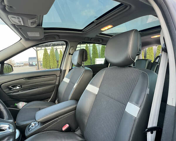 Бежевый Рено Гранд Сценик, объемом двигателя 1.6 л и пробегом 171 тыс. км за 10200 $, фото 20 на Automoto.ua