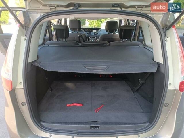 Бежевый Рено Гранд Сценик, объемом двигателя 1.5 л и пробегом 228 тыс. км за 8999 $, фото 15 на Automoto.ua