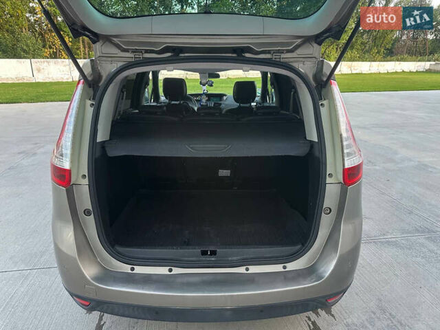 Рено Гранд Сценик 2013 в Луцке на Automoto.ua Бежевый Рено Гранд Сценик, объемом двигателя 1.46 л и пробегом 253 тыс. км за 8399 $, фото 7 на Automoto.ua