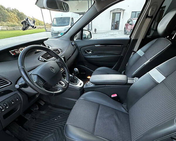 Рено Гранд Сценик 2013 в Луцке на Automoto.ua Бежевый Рено Гранд Сценик, объемом двигателя 1.46 л и пробегом 253 тыс. км за 8399 $, фото 9 на Automoto.ua