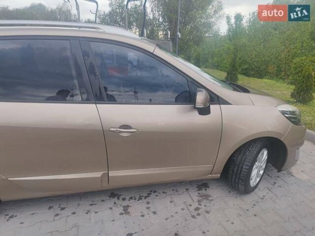 Бежевый Рено Гранд Сценик, объемом двигателя 1.5 л и пробегом 235 тыс. км за 8400 $, фото 4 на Automoto.ua