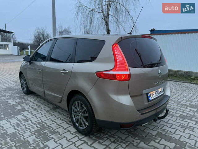 Бежевий Рено Гранд Сценік, об'ємом двигуна 1.46 л та пробігом 243 тис. км за 8990 $, фото 6 на Automoto.ua