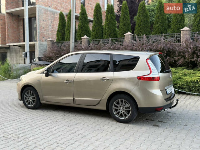 Бежевий Рено Гранд Сценік, об'ємом двигуна 1.5 л та пробігом 237 тис. км за 9290 $, фото 4 на Automoto.ua