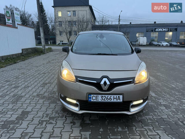 Бежевий Рено Гранд Сценік, об'ємом двигуна 1.46 л та пробігом 243 тис. км за 8990 $, фото 1 на Automoto.ua