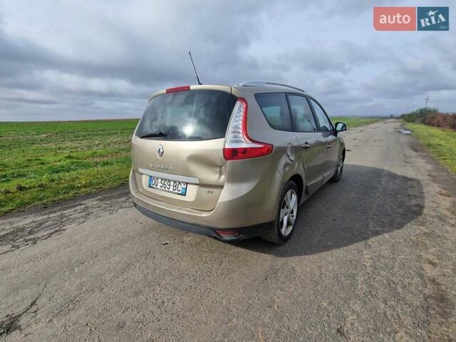 Бежевий Рено Гранд Сценік, об'ємом двигуна 1.5 л та пробігом 222 тис. км за 7500 $, фото 10 на Automoto.ua