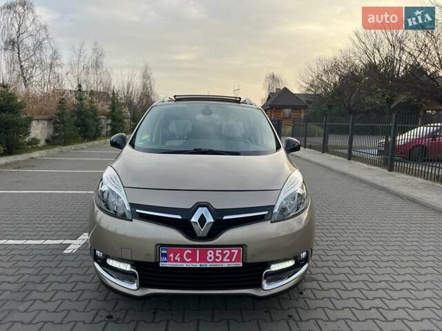 Бежевий Рено Гранд Сценік, об'ємом двигуна 1.5 л та пробігом 131 тис. км за 12800 $, фото 4 на Automoto.ua