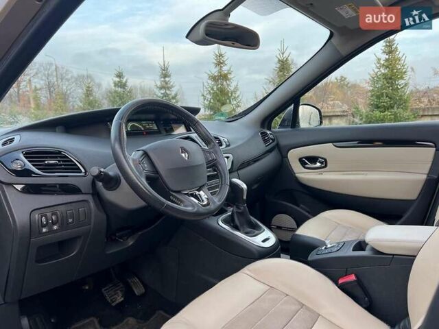 Бежевий Рено Гранд Сценік, об'ємом двигуна 1.5 л та пробігом 131 тис. км за 12800 $, фото 45 на Automoto.ua