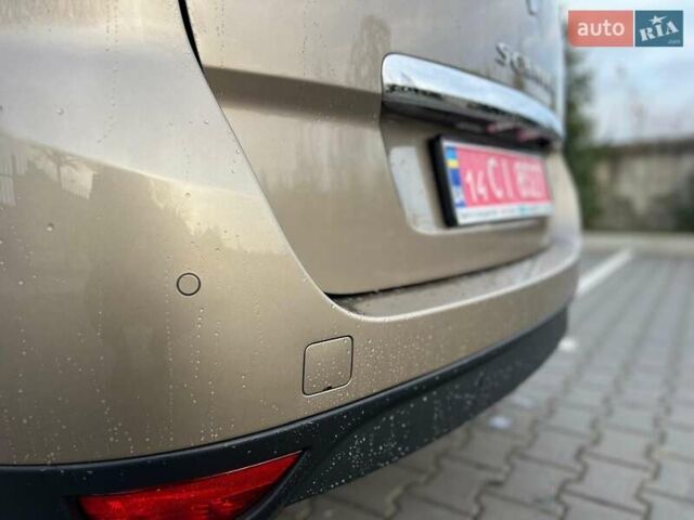 Бежевий Рено Гранд Сценік, об'ємом двигуна 1.5 л та пробігом 131 тис. км за 12800 $, фото 13 на Automoto.ua