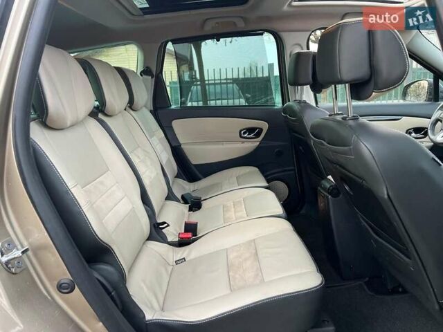 Бежевий Рено Гранд Сценік, об'ємом двигуна 1.5 л та пробігом 131 тис. км за 12800 $, фото 47 на Automoto.ua