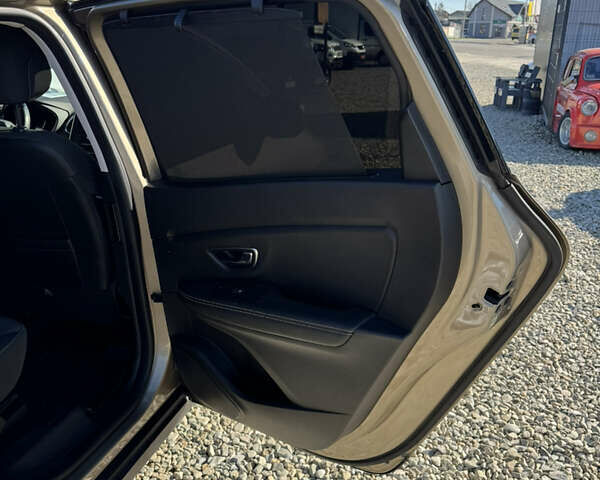 Бежевий Рено Гранд Сценік, об'ємом двигуна 1.5 л та пробігом 200 тис. км за 15900 $, фото 31 на Automoto.ua