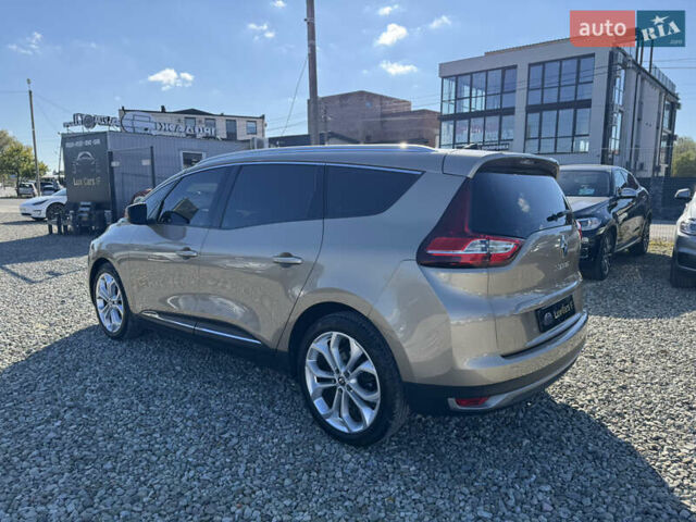 Бежевий Рено Гранд Сценік, об'ємом двигуна 1.5 л та пробігом 200 тис. км за 15900 $, фото 9 на Automoto.ua